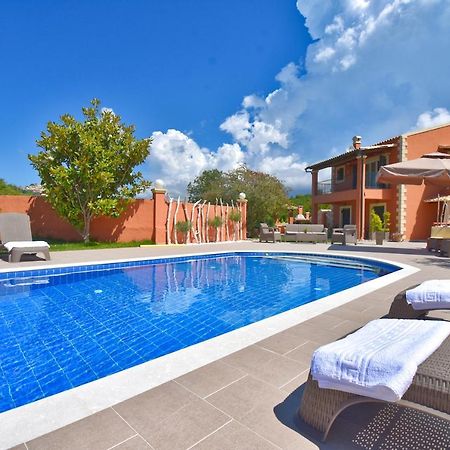 Villa Alex Szinarádesz Kültér fotó